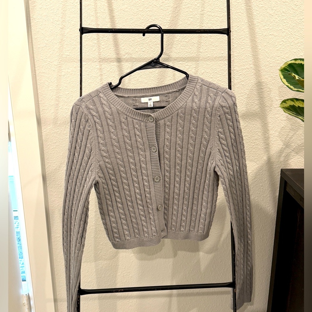 Cropped Women’s Sweater